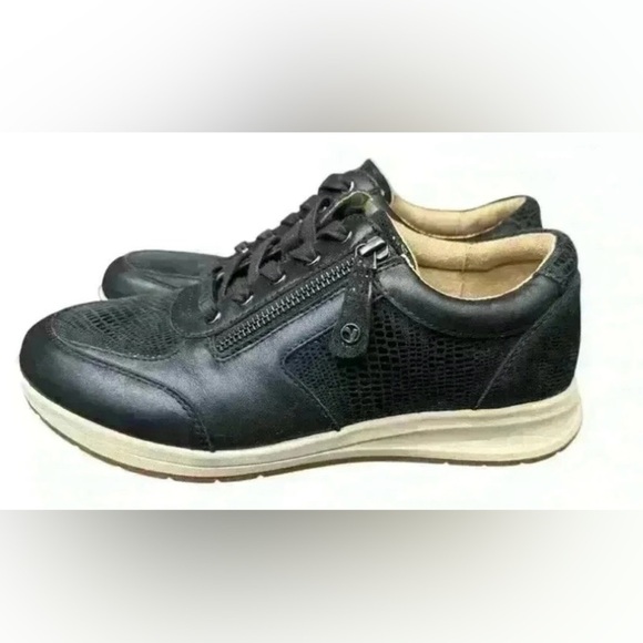 Women’s Revere Boston Adjustable Leather Sneakers Navy Lizard - Size 9W - Picture 2 of 10